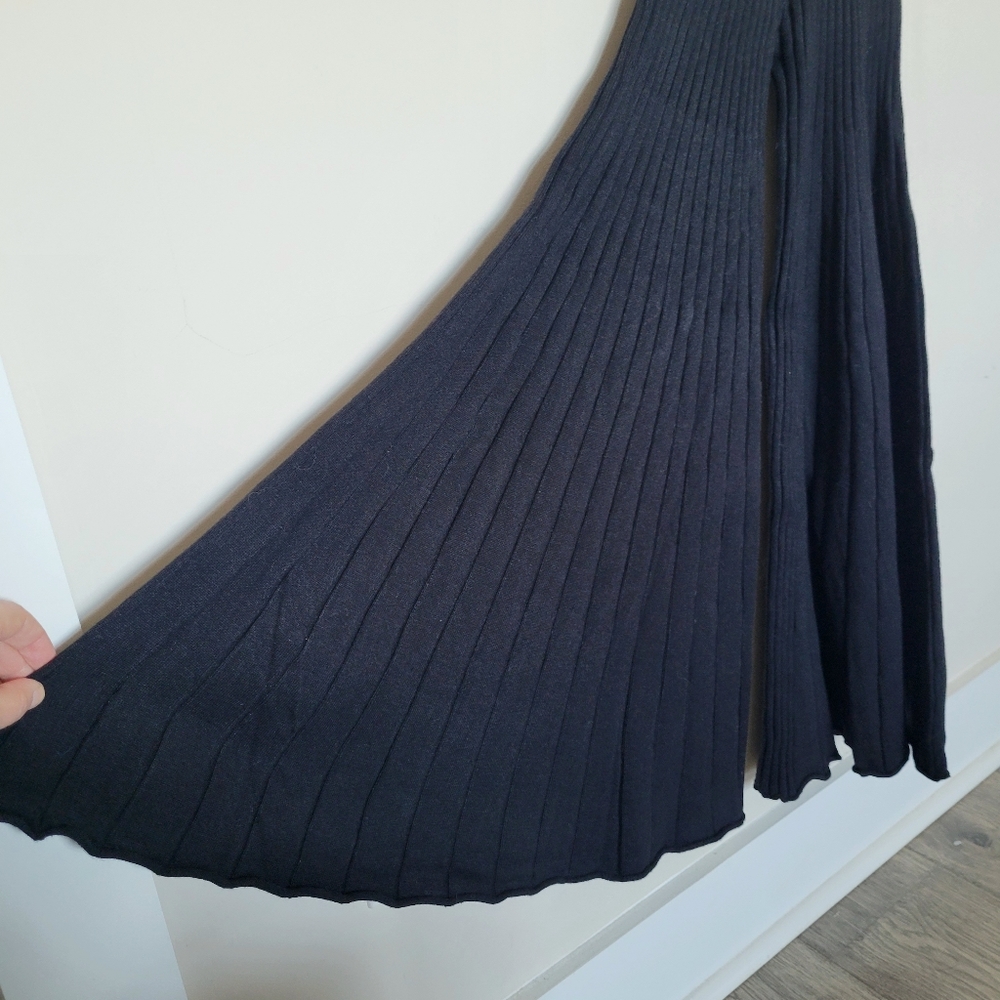 AMYLYNN The Bae Wide Leg Fitted Knit Jumpsuit in Black - Picture 8 of 12